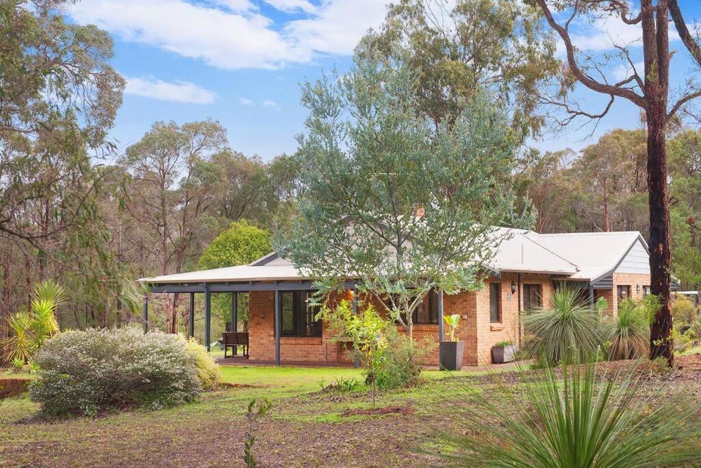 Kevill Hideaway Margaret River Villa Exterior photo
